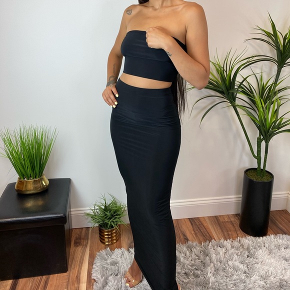 ShopiCandies Dresses & Skirts - ‼️ Black Maxi Pencil Skirt Strapless Crop Top Set